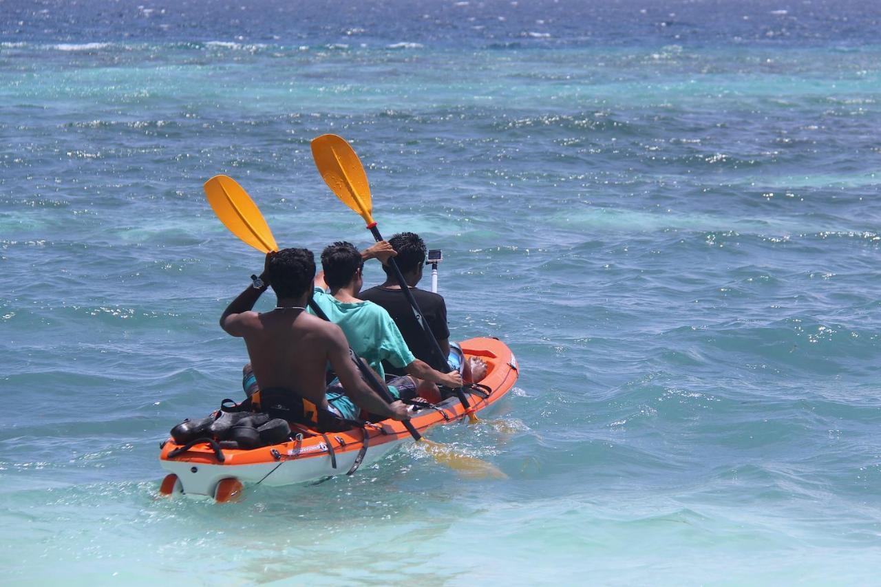 Kaani Beach Hotel At Maafushi Exterior photo